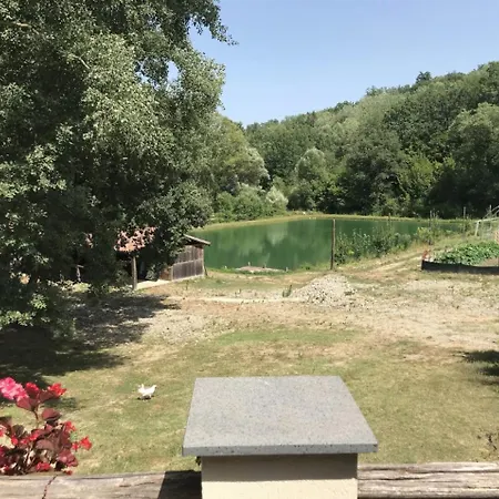 Farm stay Bioagriturismo Tenuta Montenuovo *